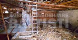 PORZIONE DI CASA IN CENTRO CON ESPOSIZIONE SOLEGGIATA