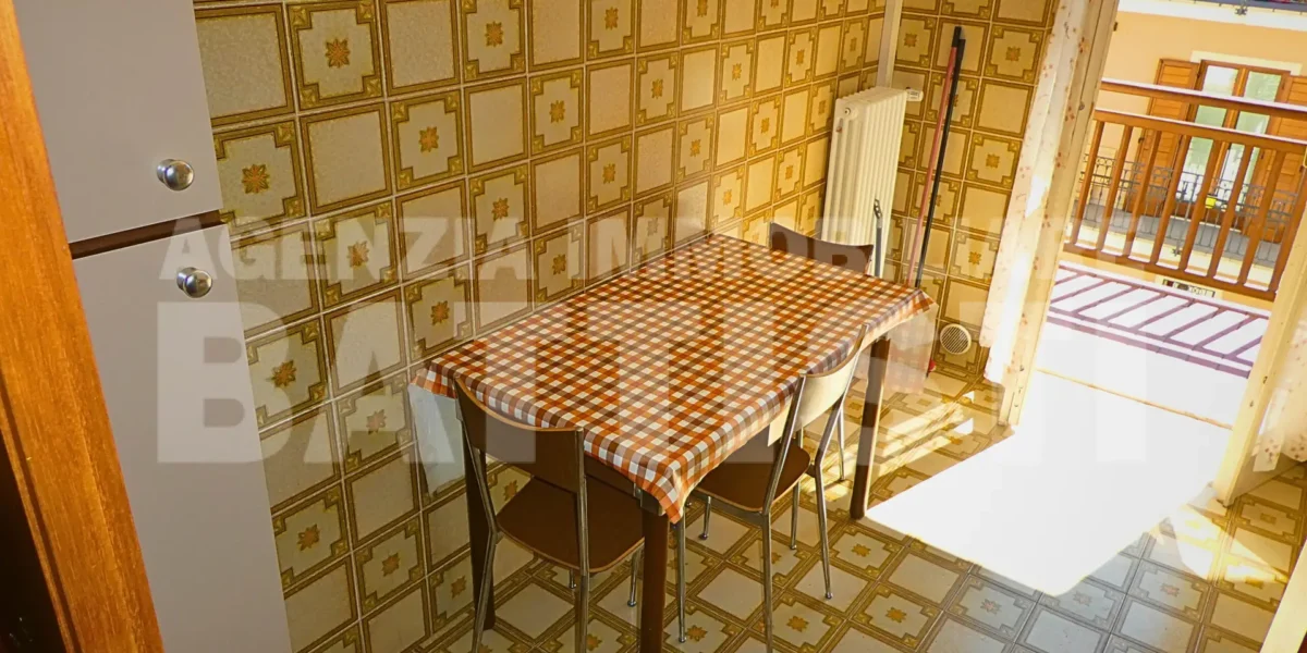 SPAZIOSO APPARTAMENTO NEL CUORE DELLA CITTÀ