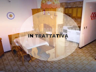 ALLOGGIO PIANO TERRA IN CENTRO