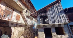 PORZIONE DI CASA IN CENTRO CON ESPOSIZIONE SOLEGGIATA