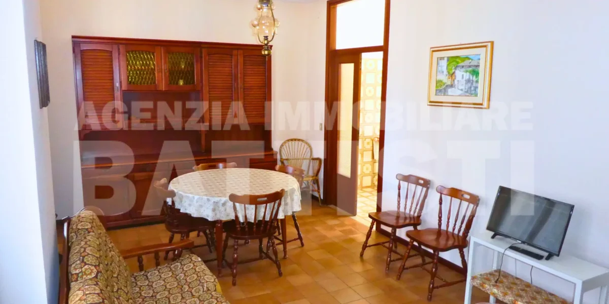 SPAZIOSO APPARTAMENTO NEL CUORE DELLA CITTÀ