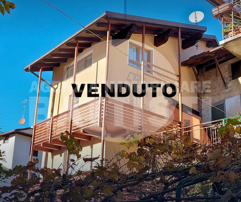 PORZIONE DI CASA INDIPENDENTE