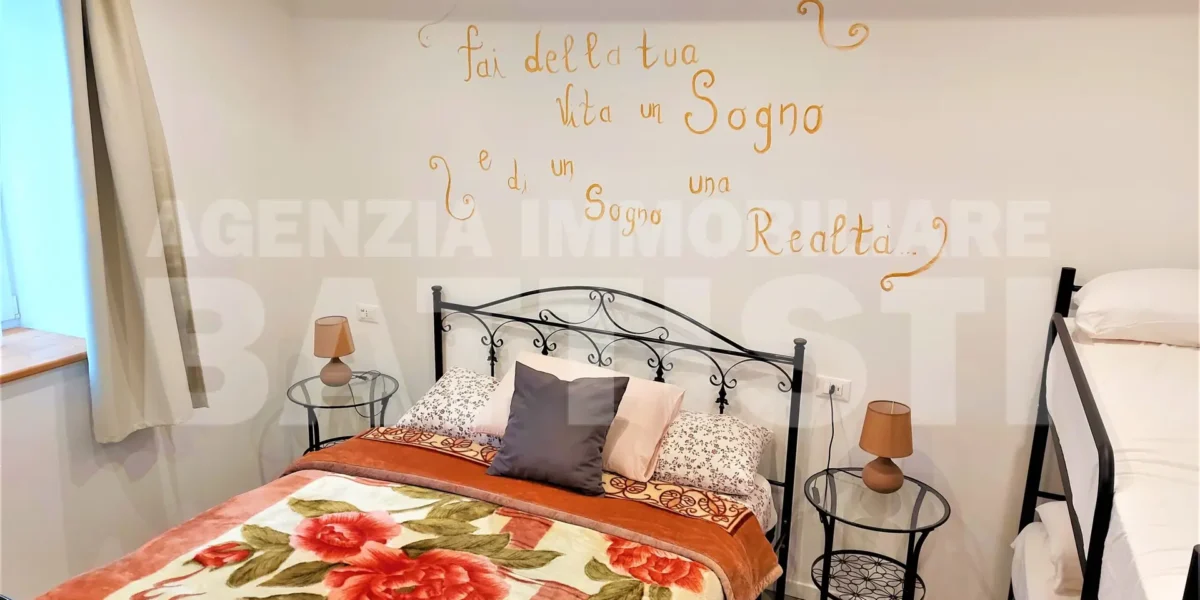 PORZIONE DI CASA INDIPENDENTE