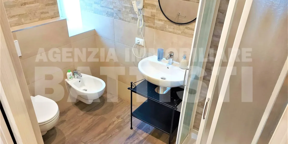 PORZIONE DI CASA INDIPENDENTE