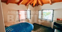 PORZIONE DI CASA CON 2 APPARTAMENTI