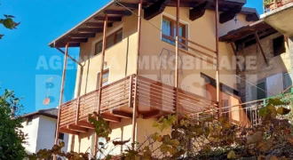 PORZIONE DI CASA INDIPENDENTE
