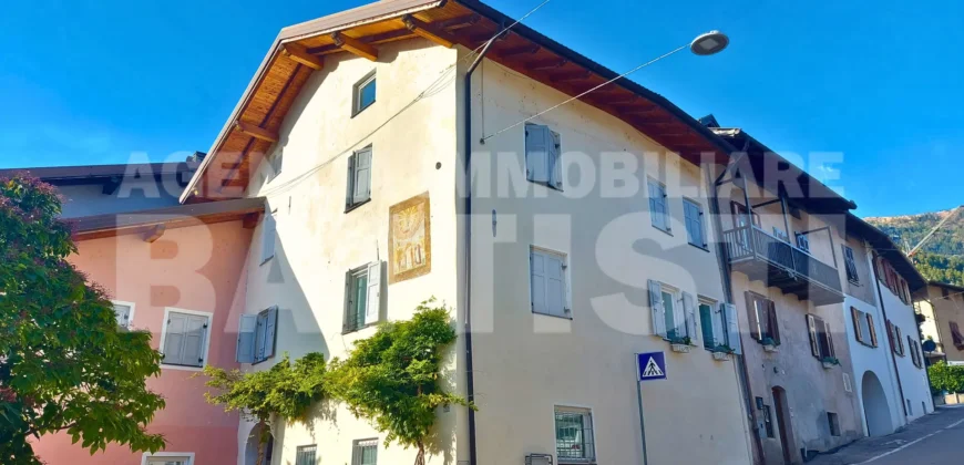 ALLOGGIO CONFORTEVOLE MANSARDATO