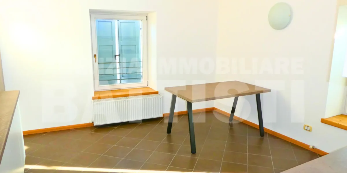 ALLOGGIO CONFORTEVOLE MANSARDATO