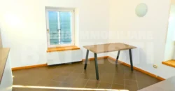 ALLOGGIO CONFORTEVOLE MANSARDATO