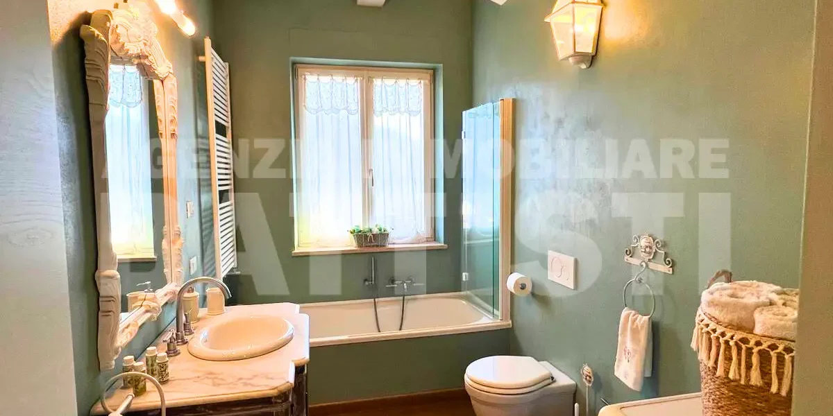 ELEGANTE APPARTAMENTO