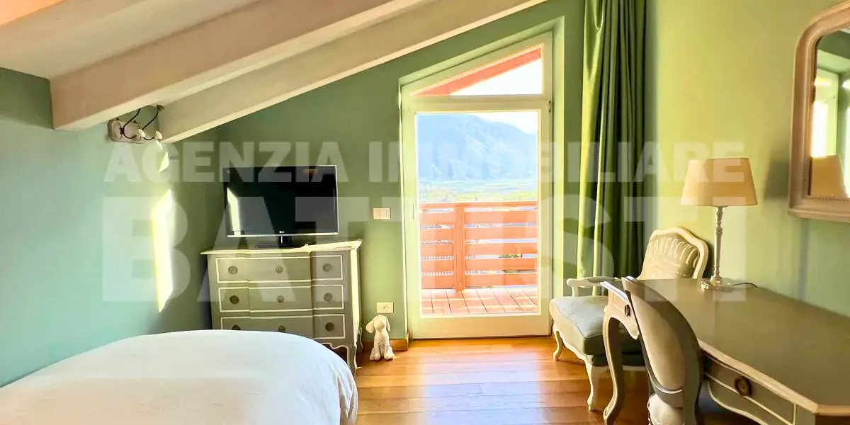 ELEGANTE APPARTAMENTO