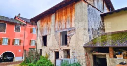 EDIFICIO RUSTICO INDIPENDENTE