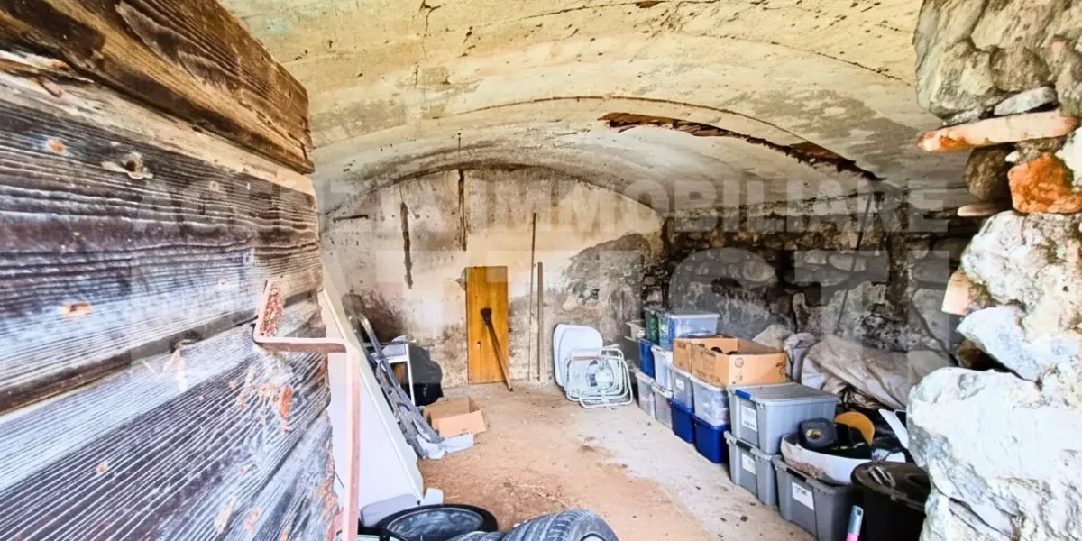 EDIFICIO RUSTICO INDIPENDENTE