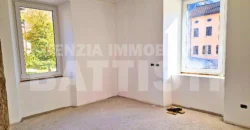 ALLOGGIO AL PRIMO PIANO