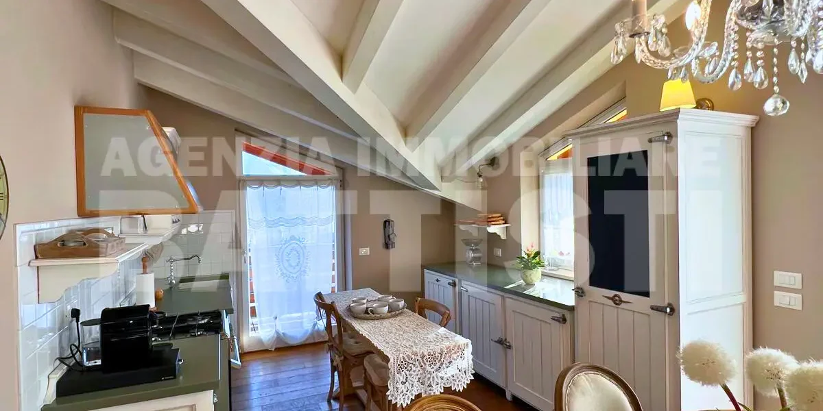 ELEGANTE APPARTAMENTO