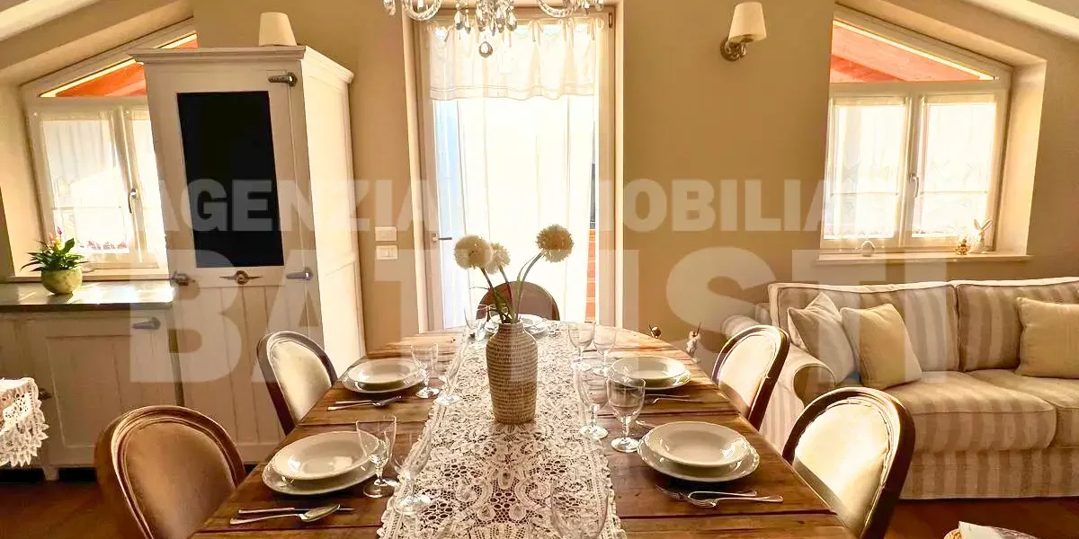 ELEGANTE APPARTAMENTO