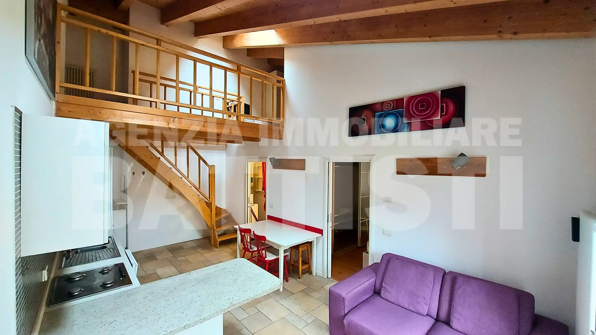 LUMINOSO ALLOGGIO CON SOPPALCO