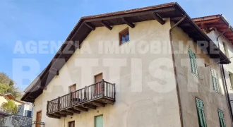 APPARTAMENTO CON GIARDINO