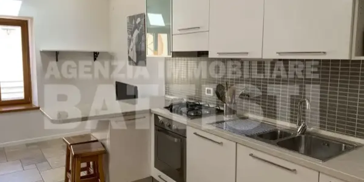 APPARTAMENTO LUMINOSO