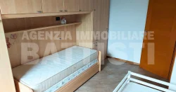 AMPIO APPARTAMENTO CON GIARDINO