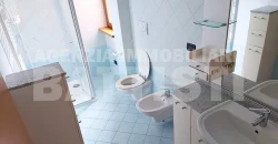 AMPIO APPARTAMENTO CON GIARDINO