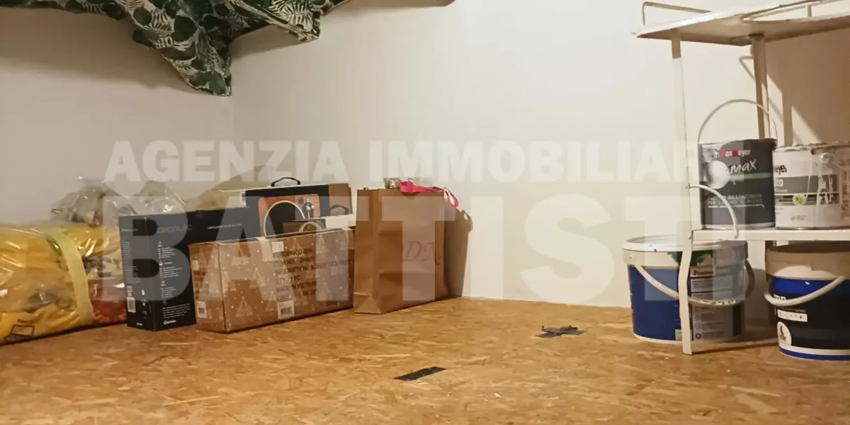 GRAZIOSO ALLOGGIO IN CENTRO AD ULTIMO PIANO