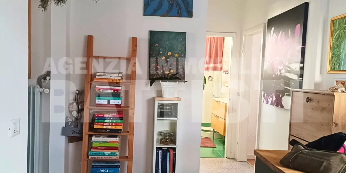 GRAZIOSO ALLOGGIO IN CENTRO AD ULTIMO PIANO