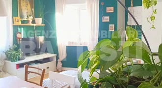 GRAZIOSO ALLOGGIO IN CENTRO AD ULTIMO PIANO