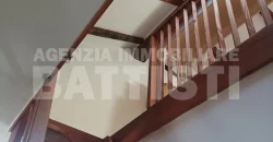 GRAZIOSO ALLOGGIO IN CENTRO AD ULTIMO PIANO