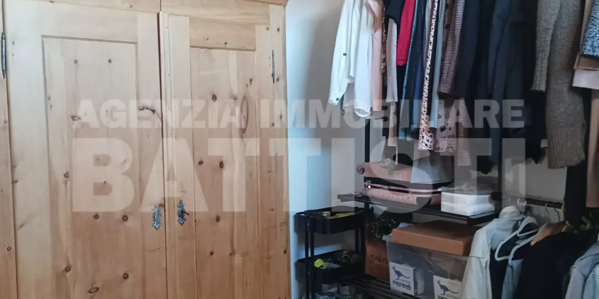 GRAZIOSO ALLOGGIO IN CENTRO AD ULTIMO PIANO