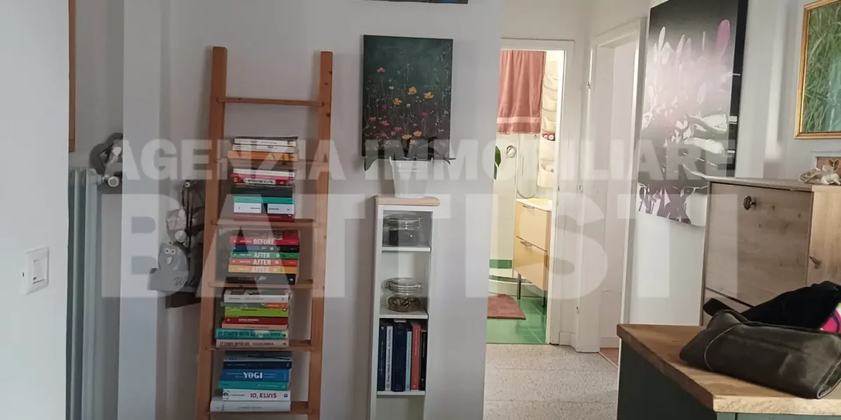 GRAZIOSO ALLOGGIO IN CENTRO AD ULTIMO PIANO