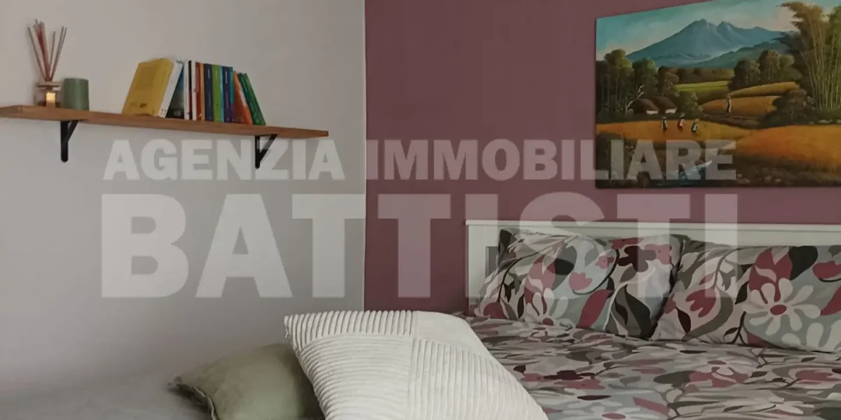 GRAZIOSO ALLOGGIO IN CENTRO AD ULTIMO PIANO