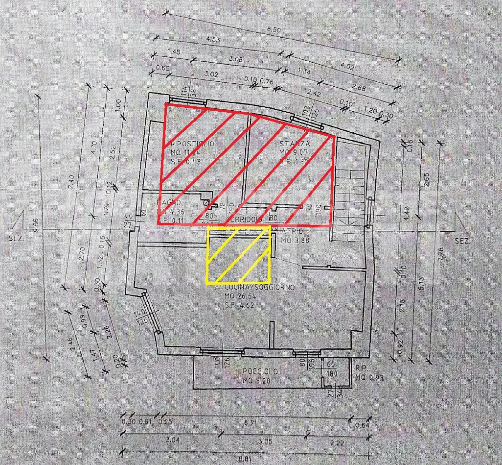 GRAZIOSO ALLOGGIO IN CENTRO AD ULTIMO PIANO