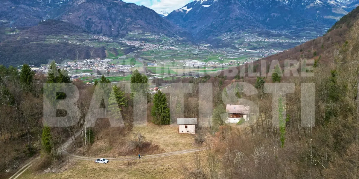 CASETTA INDIPENDENTE CON TERRENO