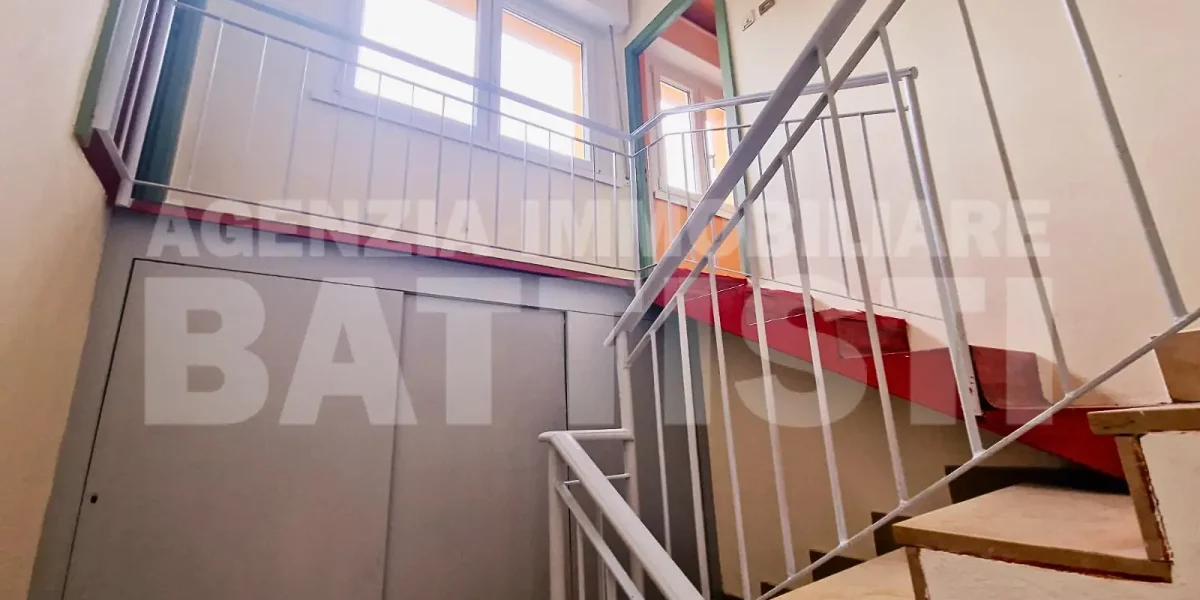 APPARTAMENTO IMMERSO NEL VERDE