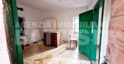 CASETTA INDIPENDENTE CON TERRENO