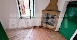 CASETTA INDIPENDENTE CON TERRENO