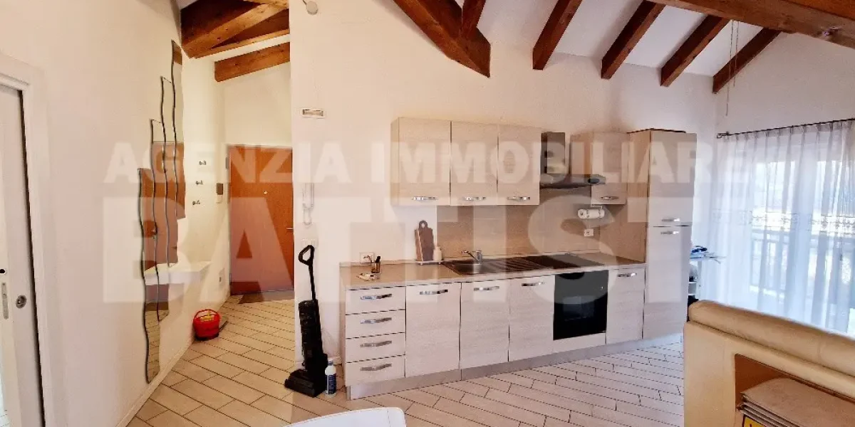 GRAZIOSO ALLOGGIO CON VISTA PANORAMICA