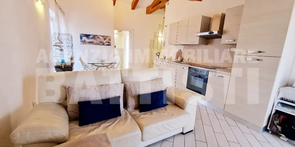 GRAZIOSO ALLOGGIO CON VISTA PANORAMICA