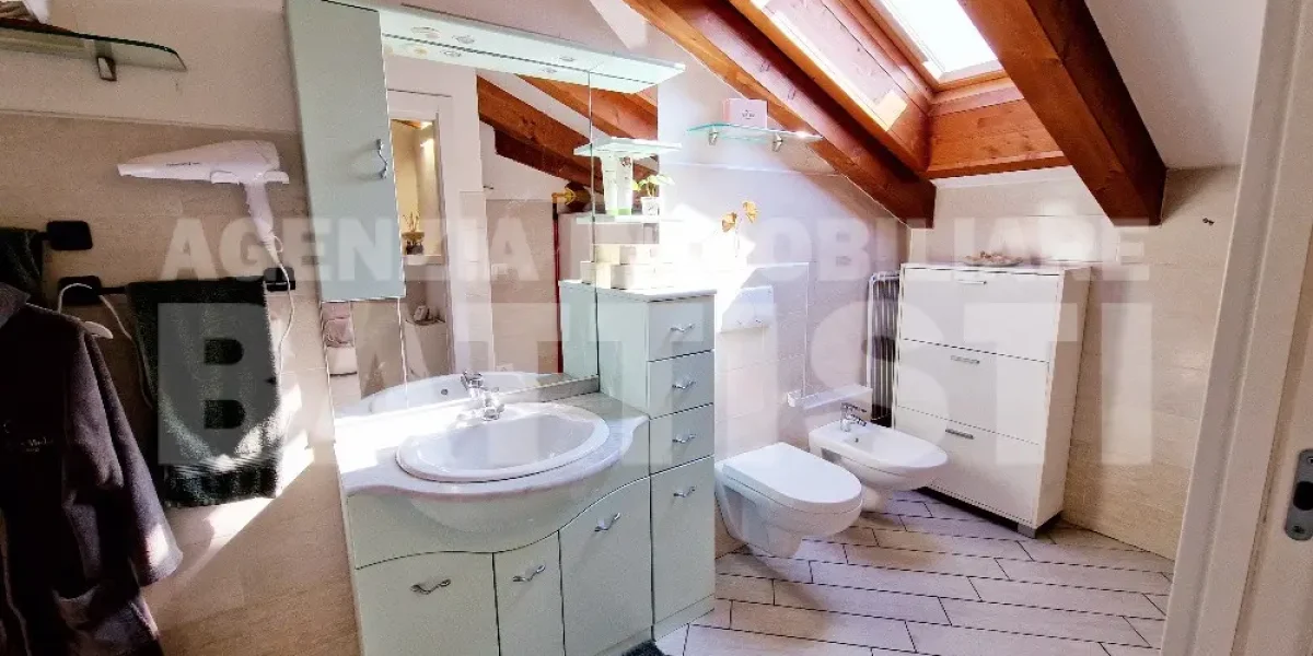 GRAZIOSO ALLOGGIO CON VISTA PANORAMICA