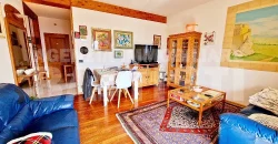 AMPIO E LUMINOSO ATTICO