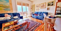 AMPIO E LUMINOSO ATTICO