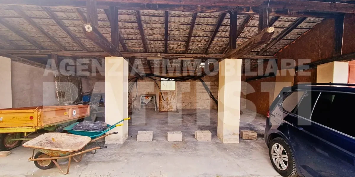 APPARTAMENTO IMMERSO NEL VERDE