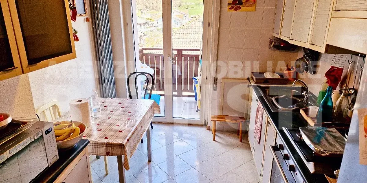 AMPIO E LUMINOSO ATTICO