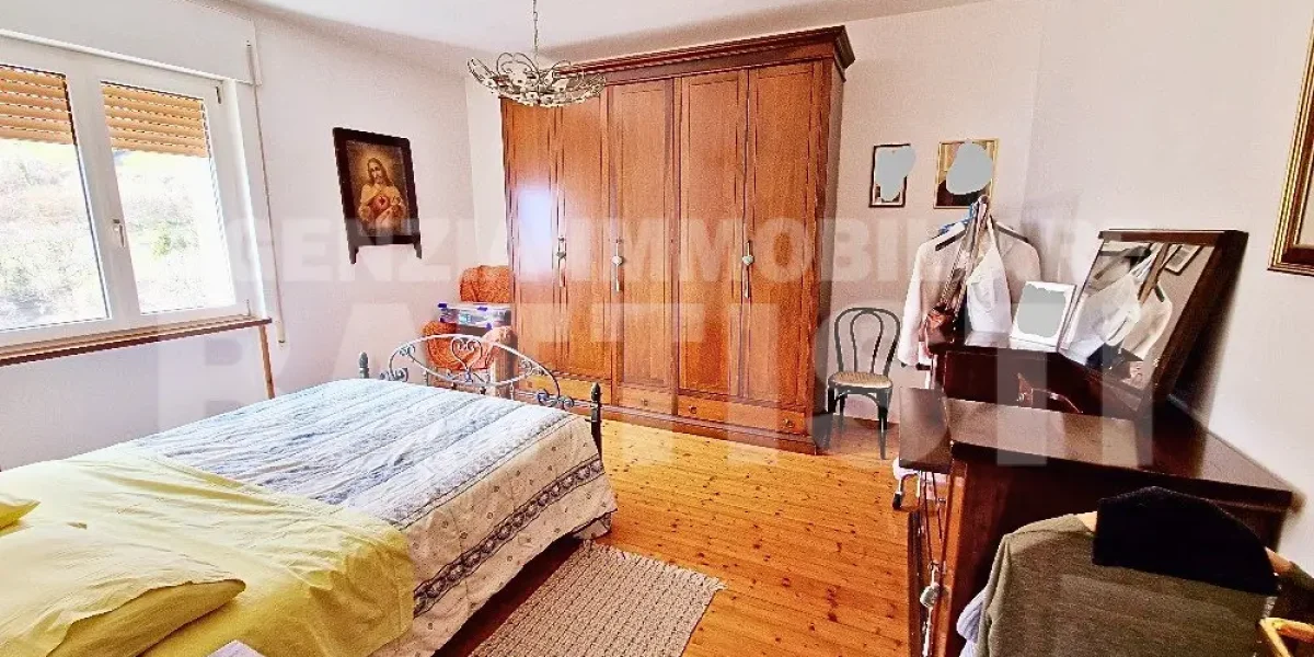 AMPIO E LUMINOSO ATTICO