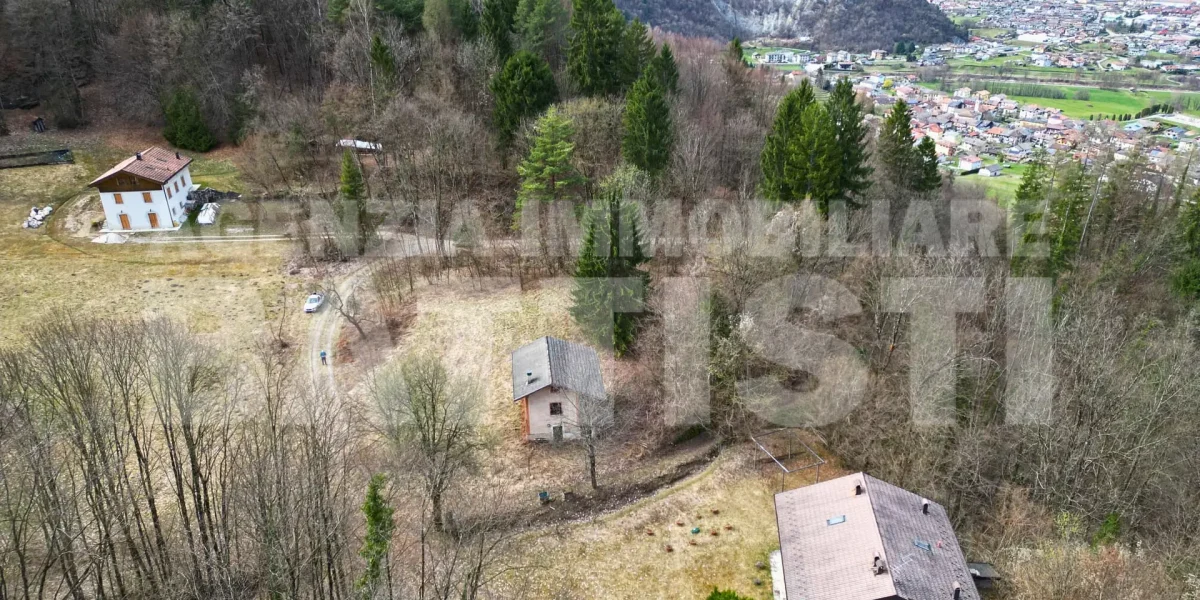 CASETTA INDIPENDENTE CON TERRENO