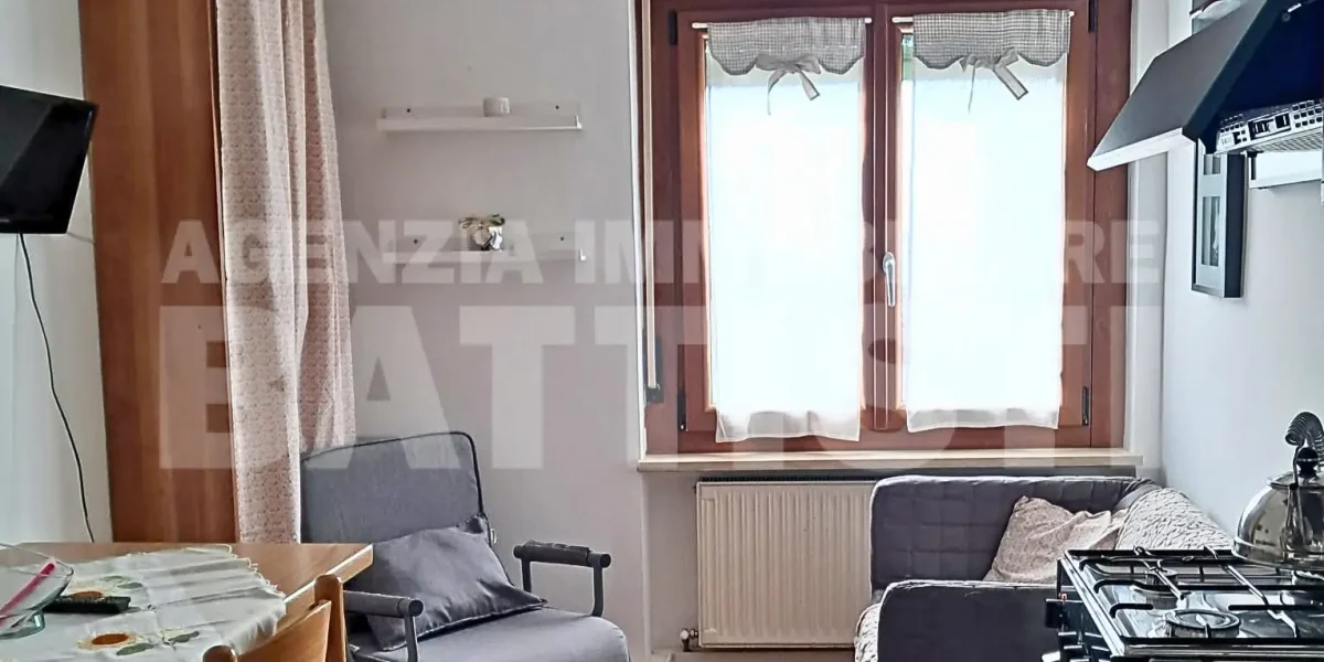 APPARTAMENTO CON TERRAZZO IN AFFITTO