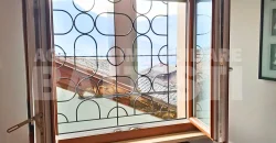 APPARTAMENTO CON TERRAZZO IN AFFITTO