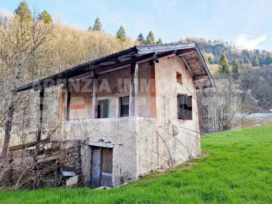 CASETTA INDIPENDENTE CON TERRENO