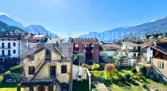 APPARTAMENTO ARREDATO CON GIARDINO